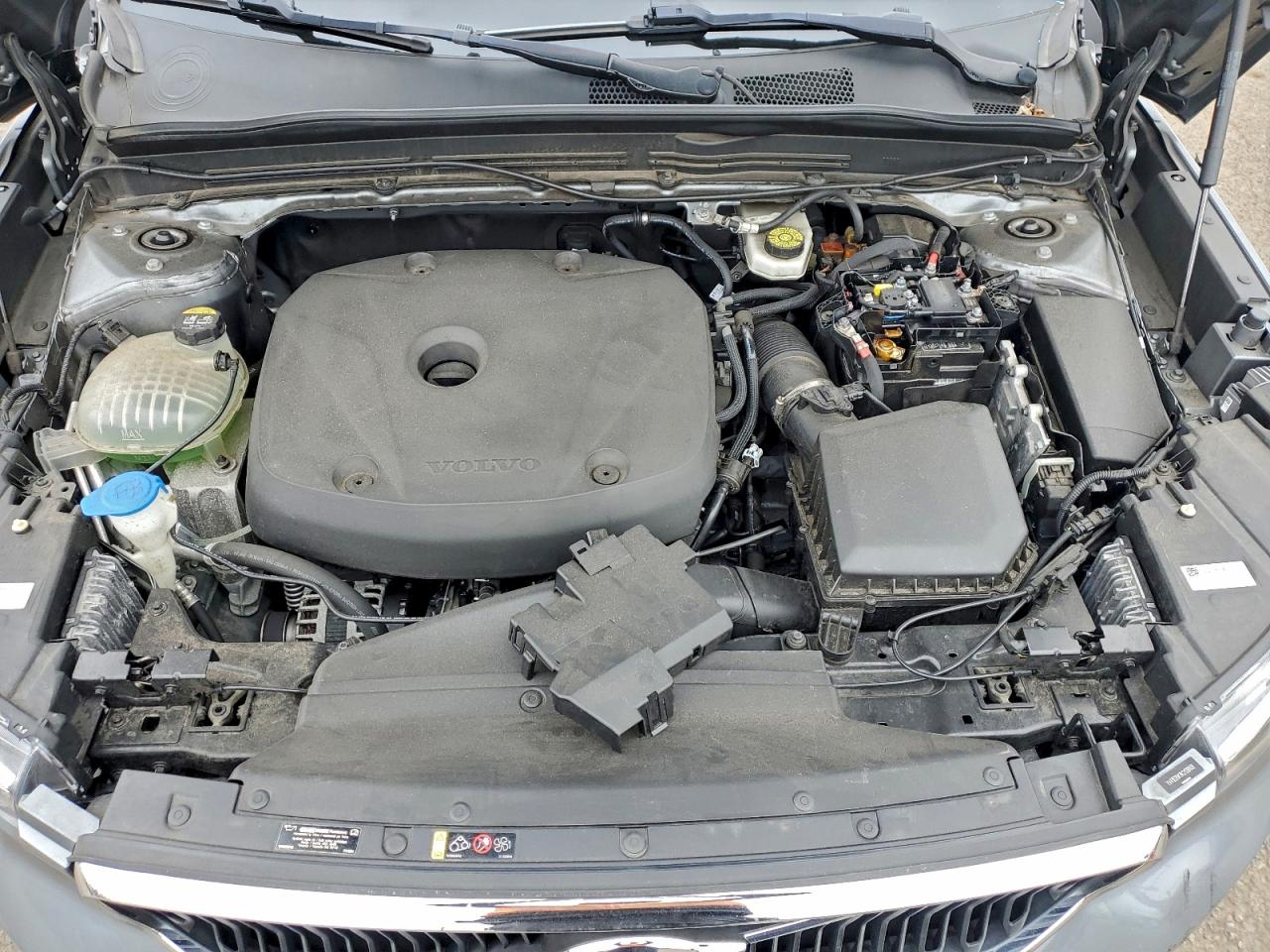 2019 Volvo Xc40 T5 Momentum VIN: YV4162UK1K2139908 Lot: 93519795