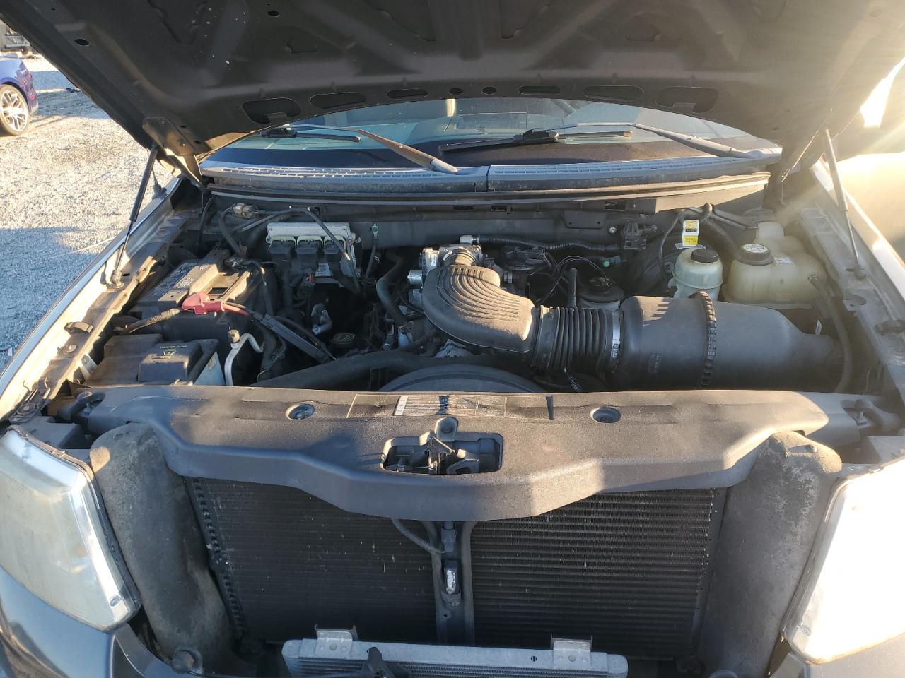 2005 Ford F150 VIN: 1FTRF04W75KE54326 Lot: 87363135