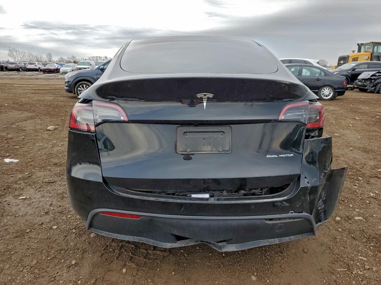 2024 Tesla Model Y VIN: 7SAYGDEE8RF984770 Lot: 93778565