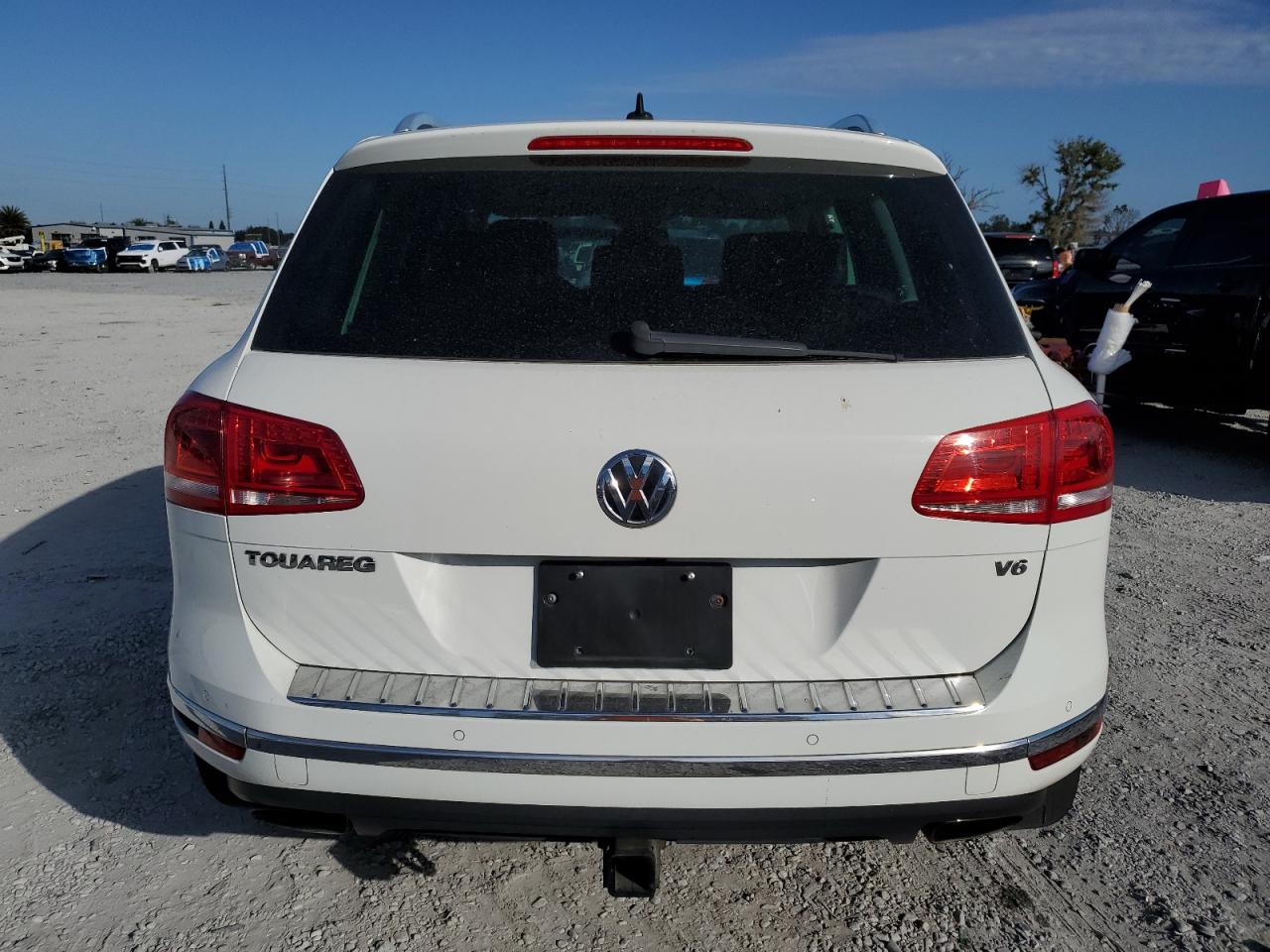 2016 Volkswagen Touareg Sport VIN: WVGEF9BP4GD010628 Lot: 91236355