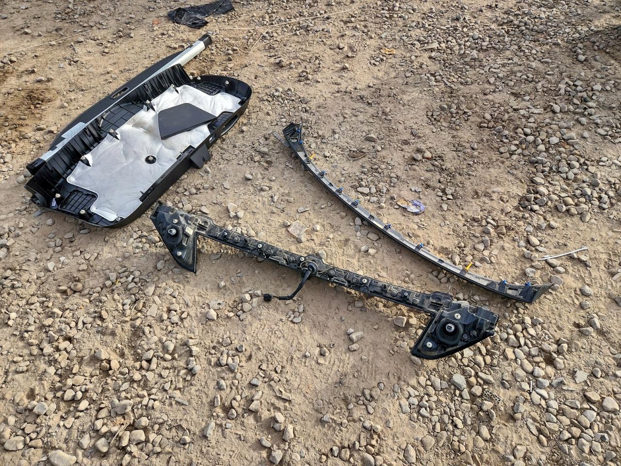 2022 Hyundai Tucson Limited VIN: KM8JECA18NU038196 Lot: 93946365