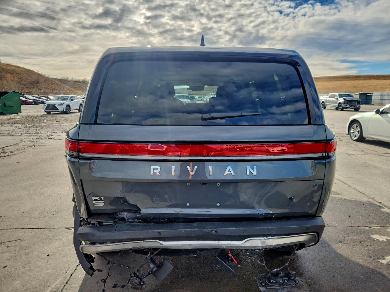 2025 Rivian R1S Adventure VIN: 7PDSGBBA9SN066275 Lot: 94255525