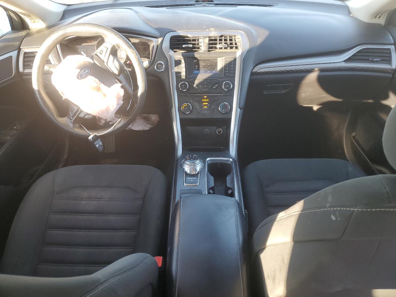 2018 Ford Fusion Se VIN: 3FA6P0H76JR125762 Lot: 91375225