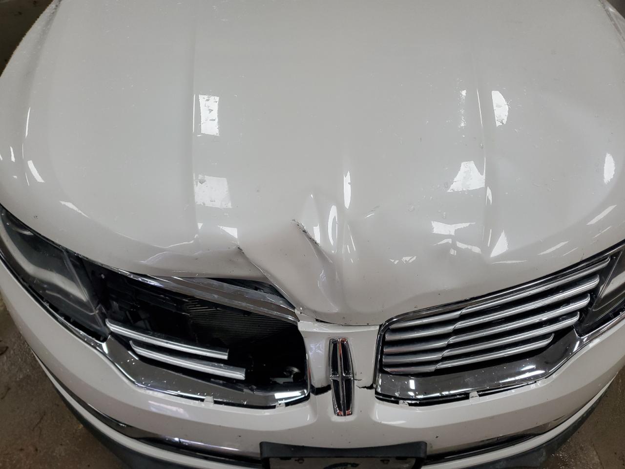 2016 Lincoln Mkx Reserve VIN: 2LMTJ8LR7GBL77338 Lot: 92259645