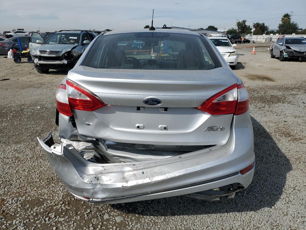 2015 Ford Fiesta Se VIN: 3FADP4BJ2FM164078 Lot: 92469505