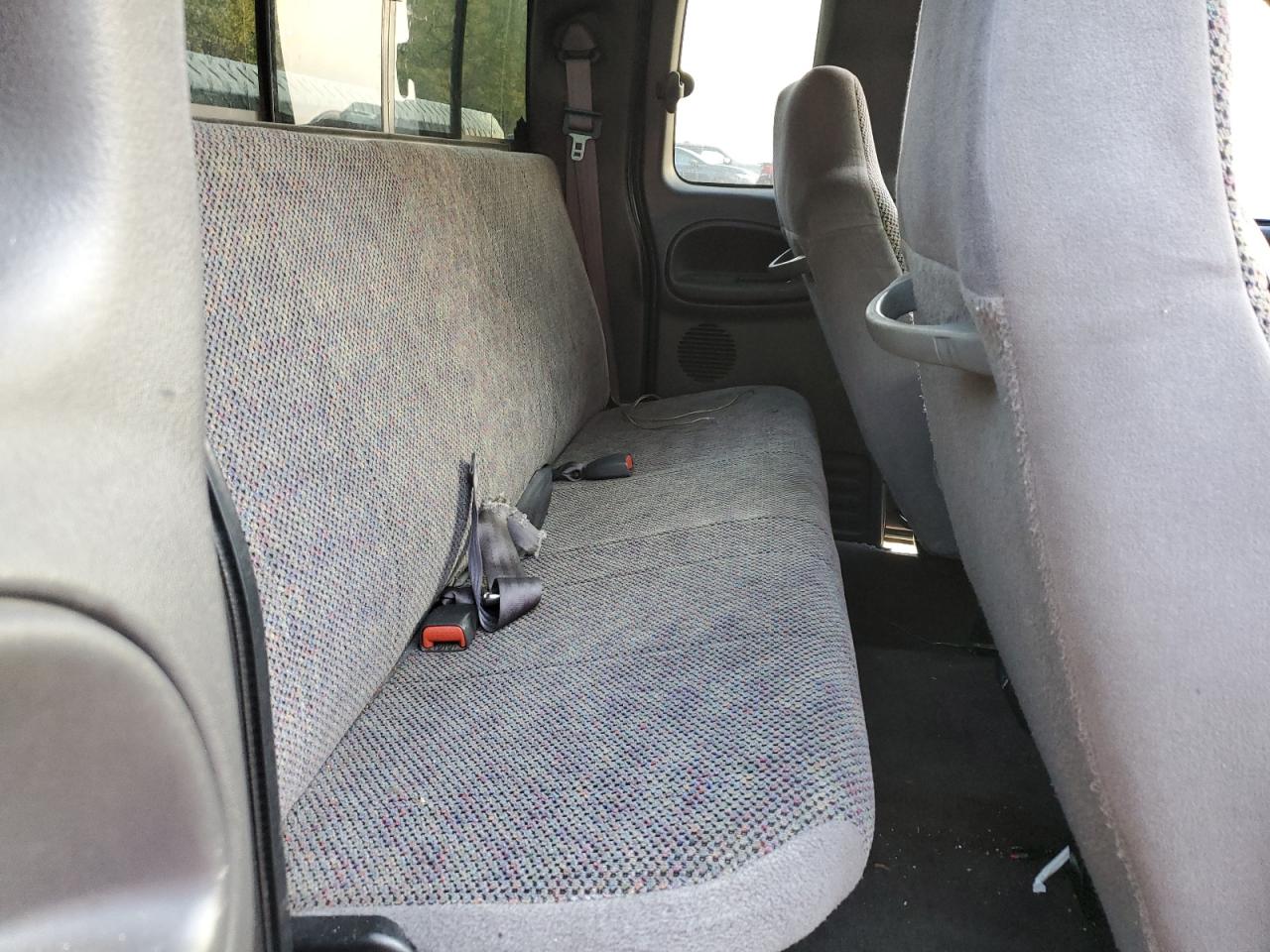 1998 Dodge Ram 1500 VIN: 3B7HC13Y5WG182655 Lot: 93176945