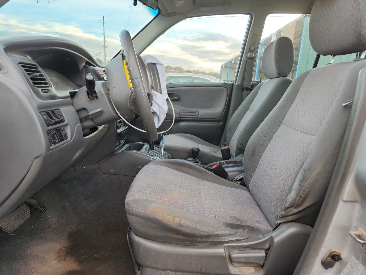 2001 Chevrolet Tracker VIN: 2CNBJ13C516955219 Lot: 92477555