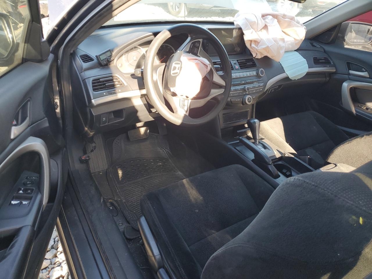 2010 Honda Accord Ex VIN: 1HGCS1B73AA018156 Lot: 92899905