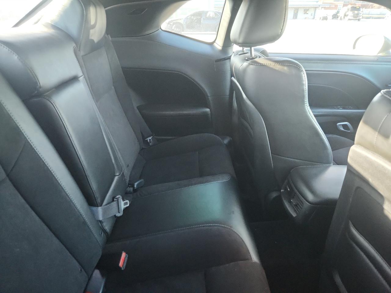 2021 Dodge Challenger R/T VIN: 2C3CDZBT8MH670382 Lot: 92674905