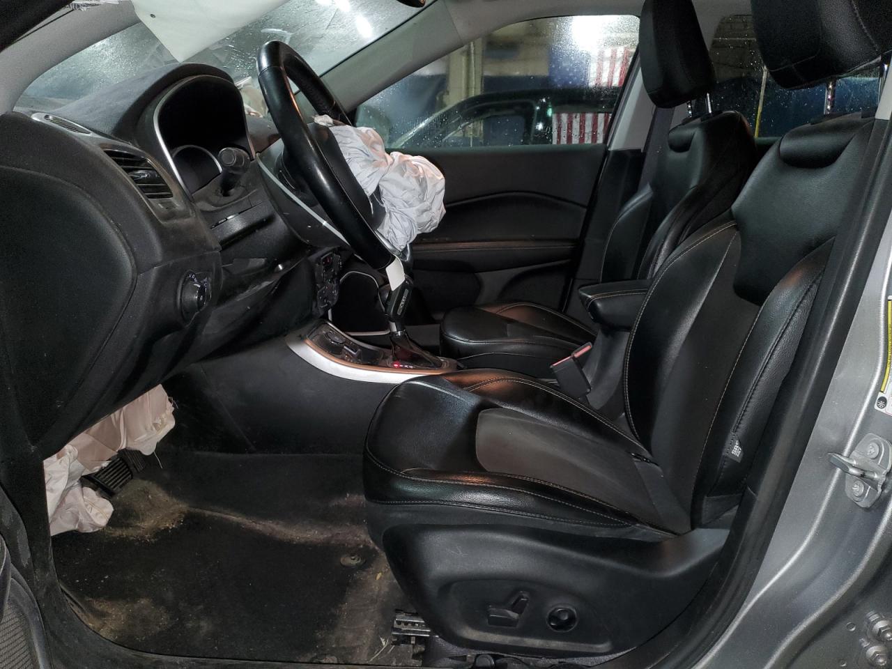 2018 Jeep Compass Latitude VIN: 3C4NJDBB2JT349979 Lot: 92355445