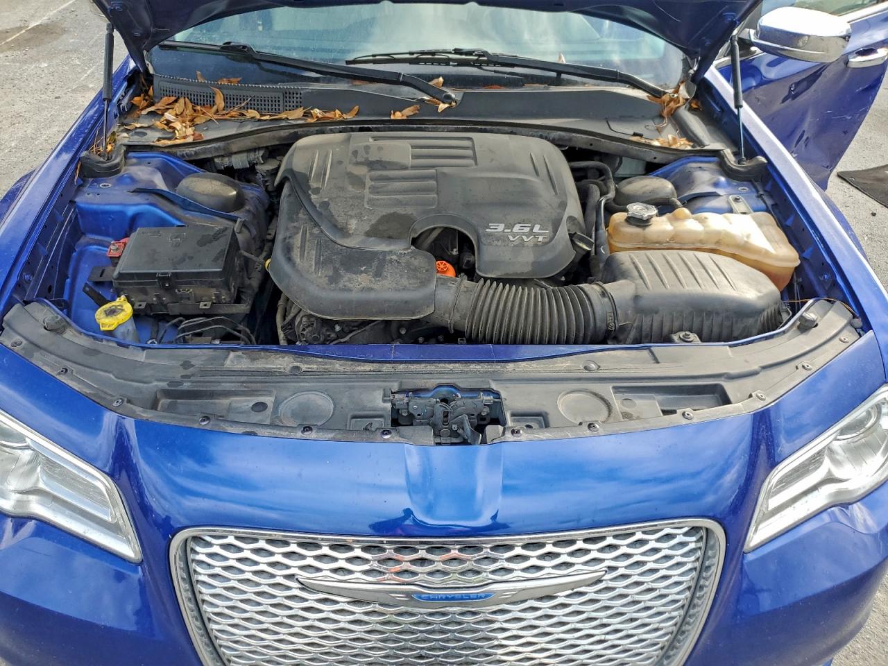 2018 Chrysler 300 Touring VIN: 2C3CCAAG9JH275258 Lot: 94283275