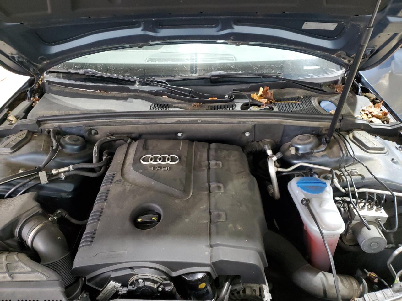 2015 Audi A4 Premium VIN: WAUBFAFL2FN021956 Lot: 90920995