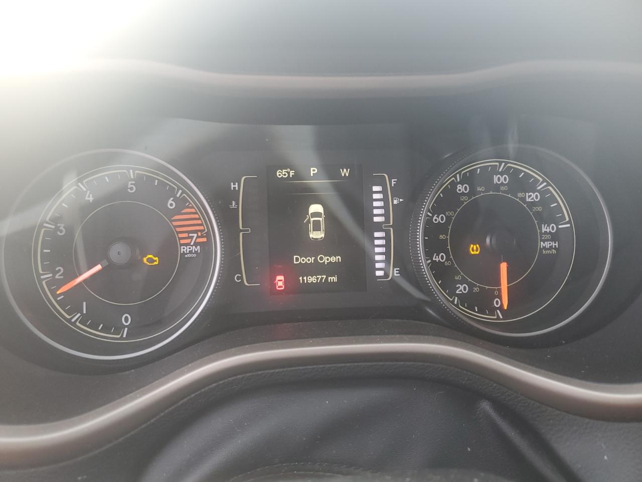 2016 Jeep Cherokee Latitude VIN: 1C4PJMCB0GW213392 Lot: 93180835