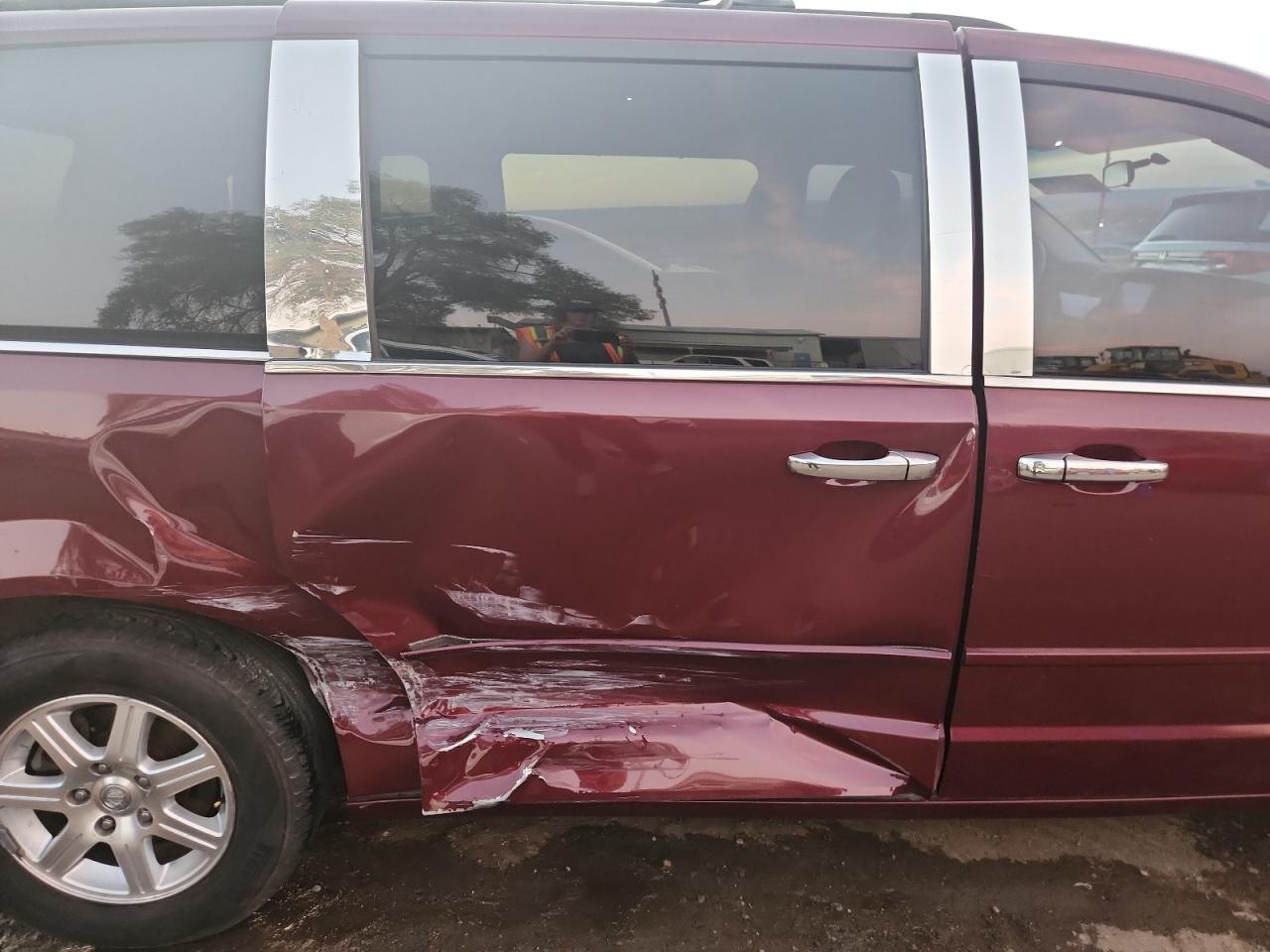 2008 Chrysler Town & Country Touring VIN: 2A8HR54P48R690665 Lot: 91706425