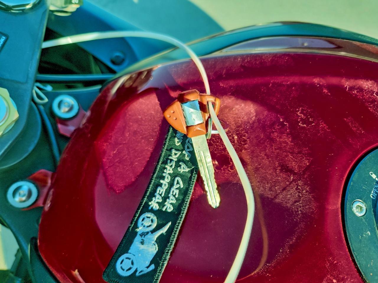 2016 Suzuki Gsx-R600 VIN: JS1GN7FA5G2100127 Lot: 91277125