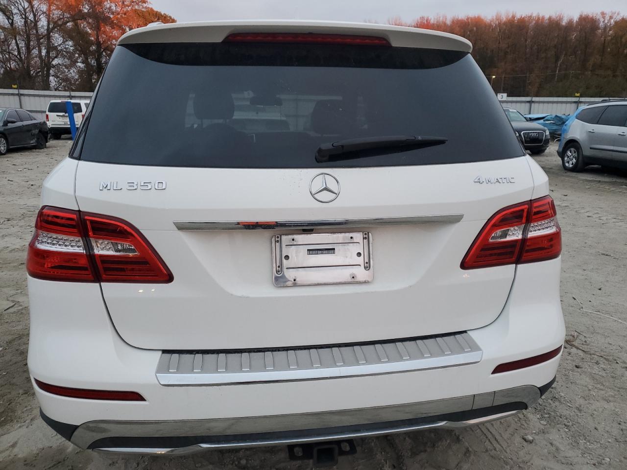 2014 Mercedes-Benz Ml 350 4Matic VIN: 4JGDA5HB3EA329886 Lot: 92109785