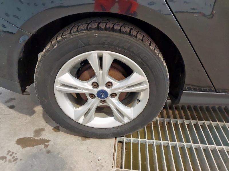 2012 FORD FOCUS 1.6 ZETEC 5DR