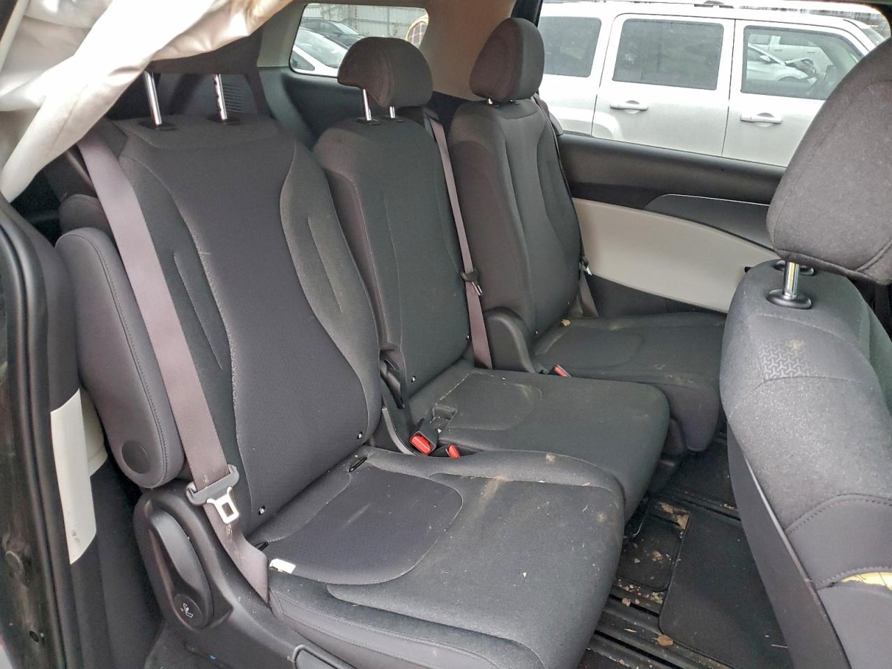 2024 Kia Carnival Lx VIN: KNDNB5H34R6390008 Lot: 94223265