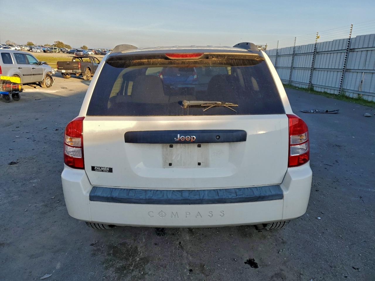 2007 Jeep Compass VIN: 1J8FT470X7D378501 Lot: 94366035