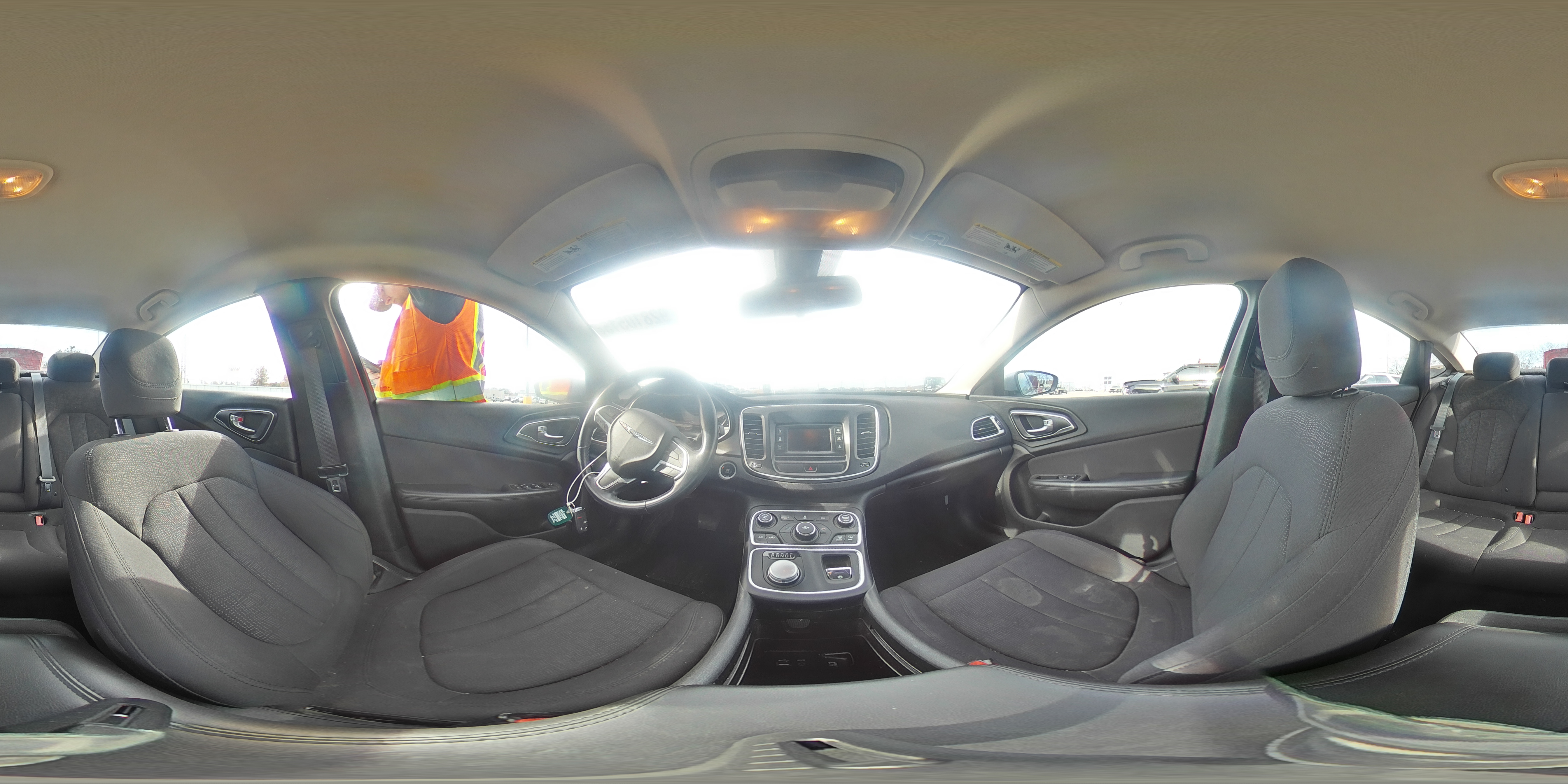 2015 Chrysler 200 Limited VIN: 1C3CCCAB0FN745871 Lot: 92810515