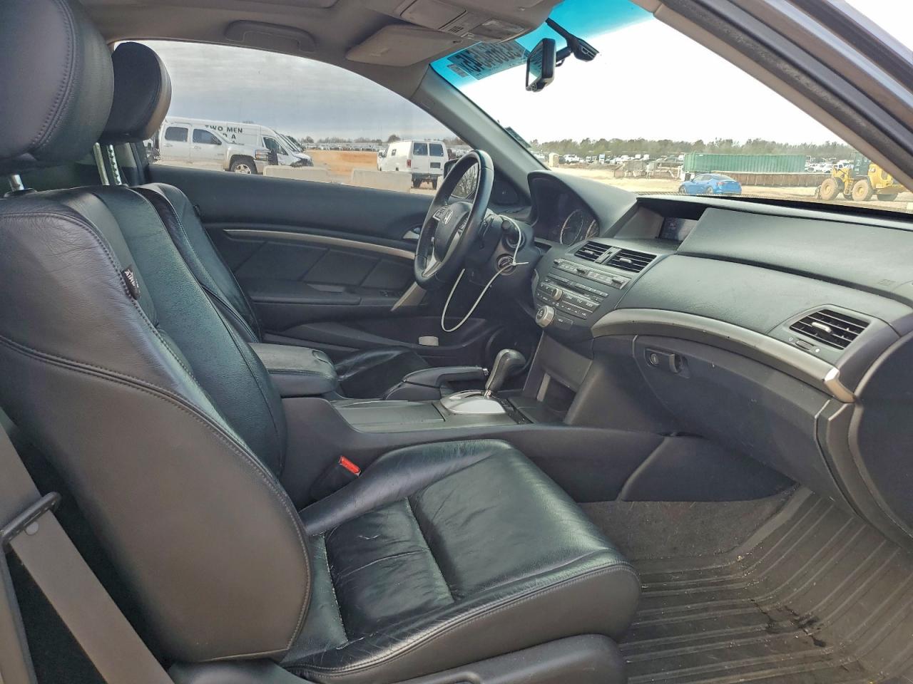 2011 Honda Accord Exl VIN: 1HGCS2B88BA001062 Lot: 93664545