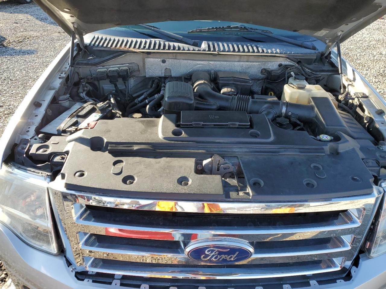 2011 Ford Expedition Xlt VIN: 1FMJU1J54BEF57097 Lot: 94004875