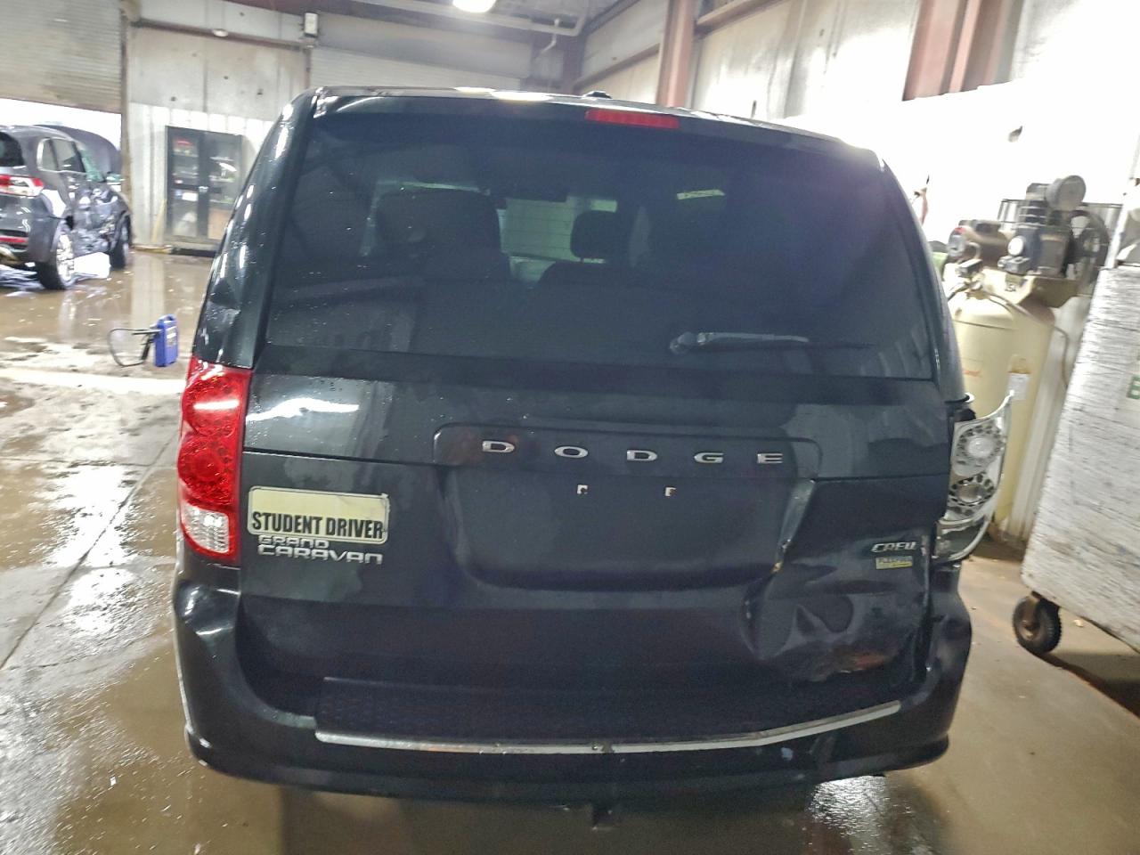 2012 Dodge Grand Caravan Crew VIN: 2C4RDGDG1CR198352 Lot: 94183325