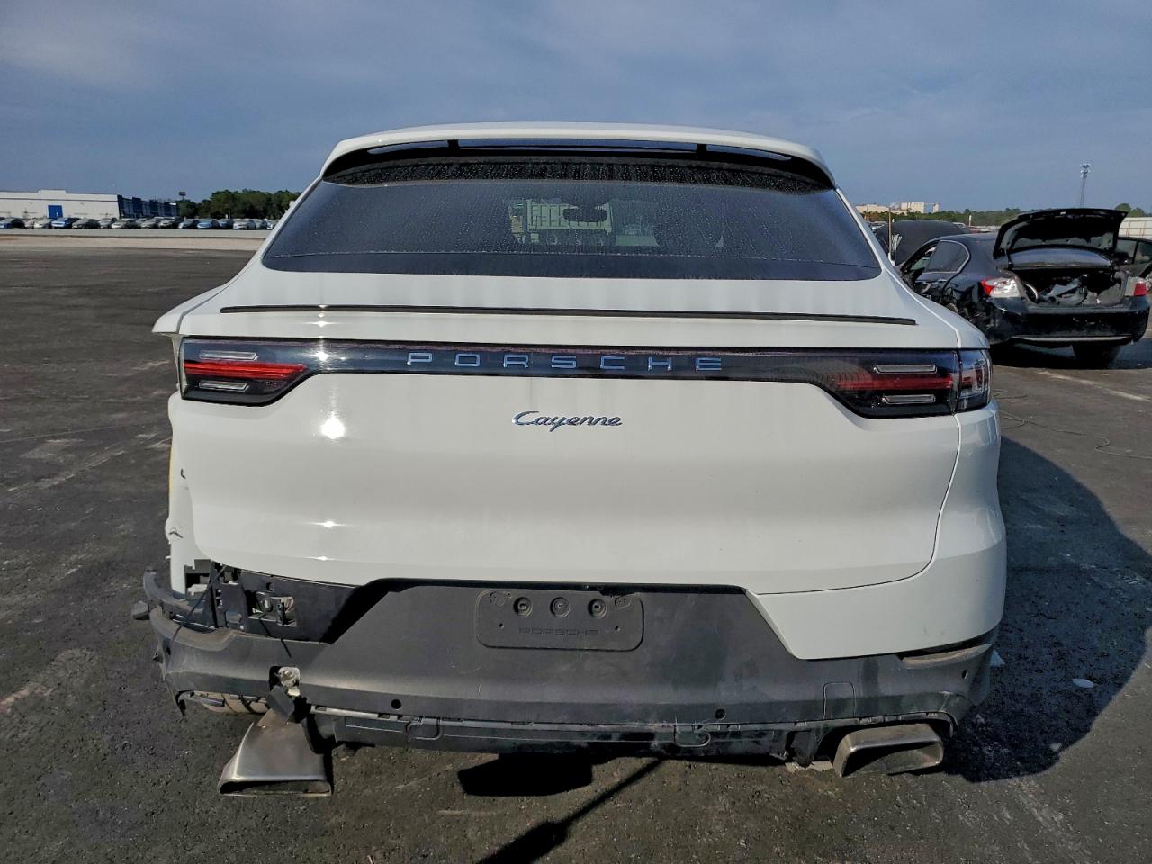 2022 Porsche Cayenne Coupe VIN: WP1BA2AY6NDA48543 Lot: 93976205