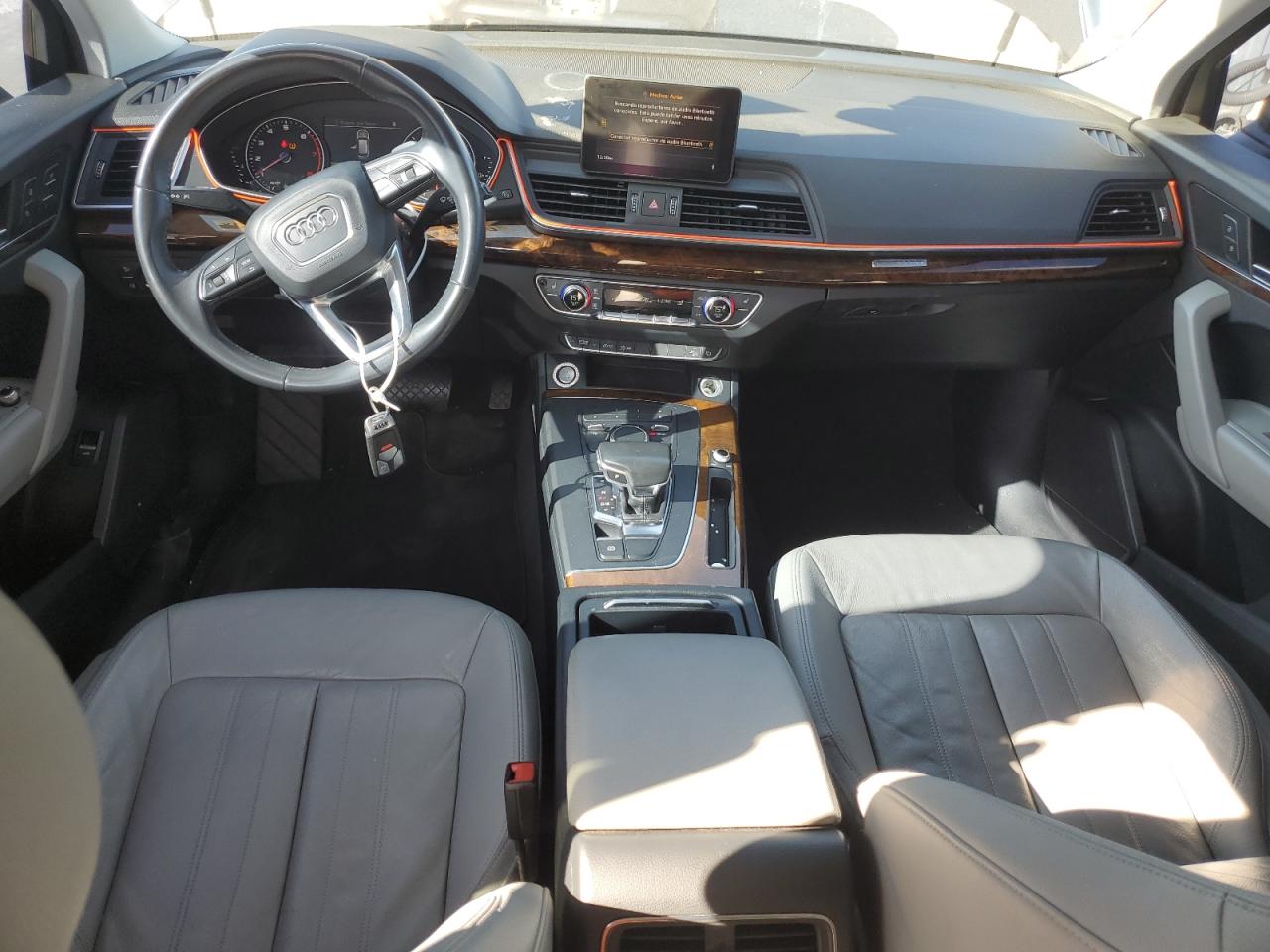 2018 Audi Q5 Premium VIN: WA1ANAFY2J2076067 Lot: 92468835