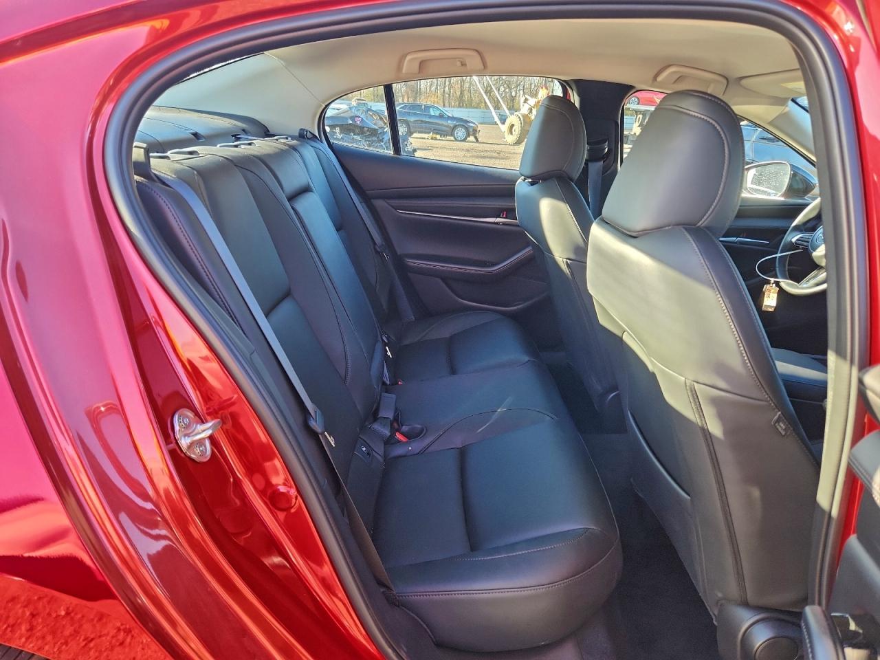 2025 Mazda 3 Select Sport VIN: JM1BPABM9S1758233 Lot: 94343245