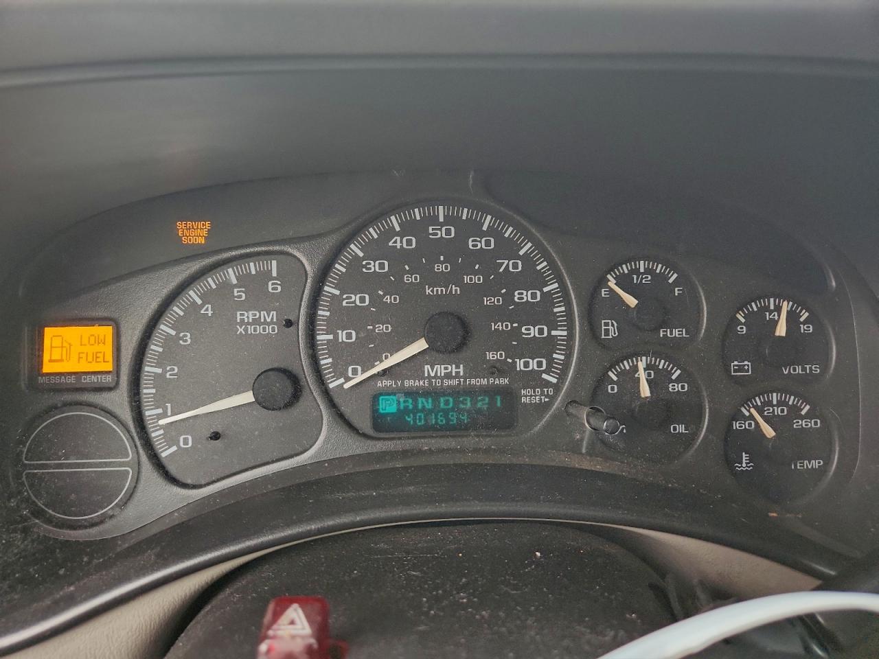 2002 Chevrolet Tahoe C1500 VIN: 1GNEC13Z32R262498 Lot: 94487935