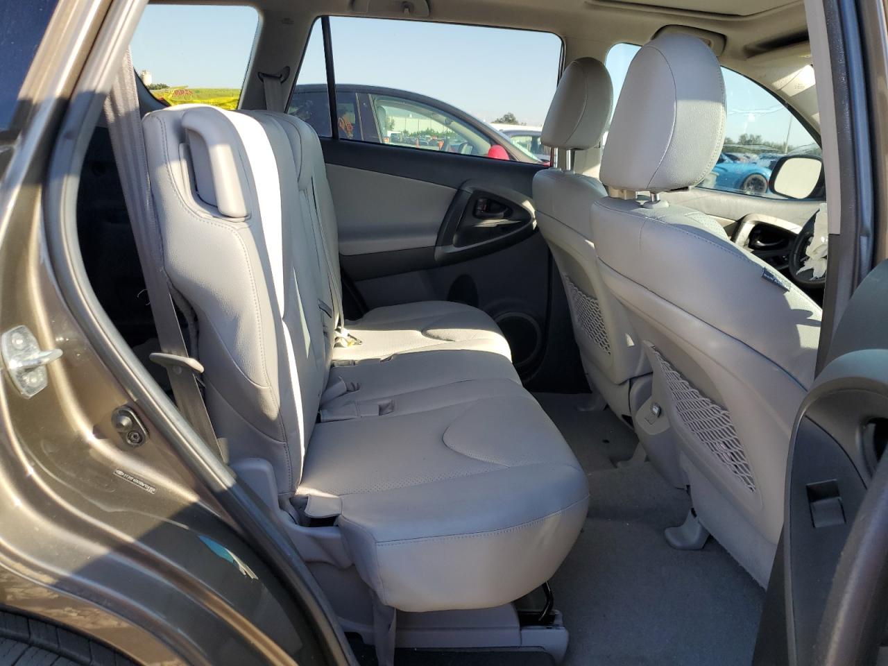 2011 Toyota Rav4 Limited VIN: 2T3YF4DV9BW104998 Lot: 92740955