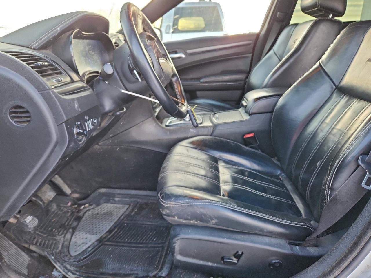 2016 Chrysler 300 S VIN: 2C3CCAGG4GH238909 Lot: 94755365