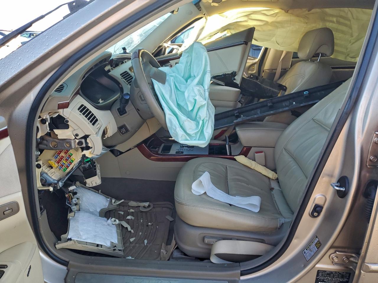 2008 Hyundai Azera Se VIN: KMHFC46F48A289647 Lot: 92097155