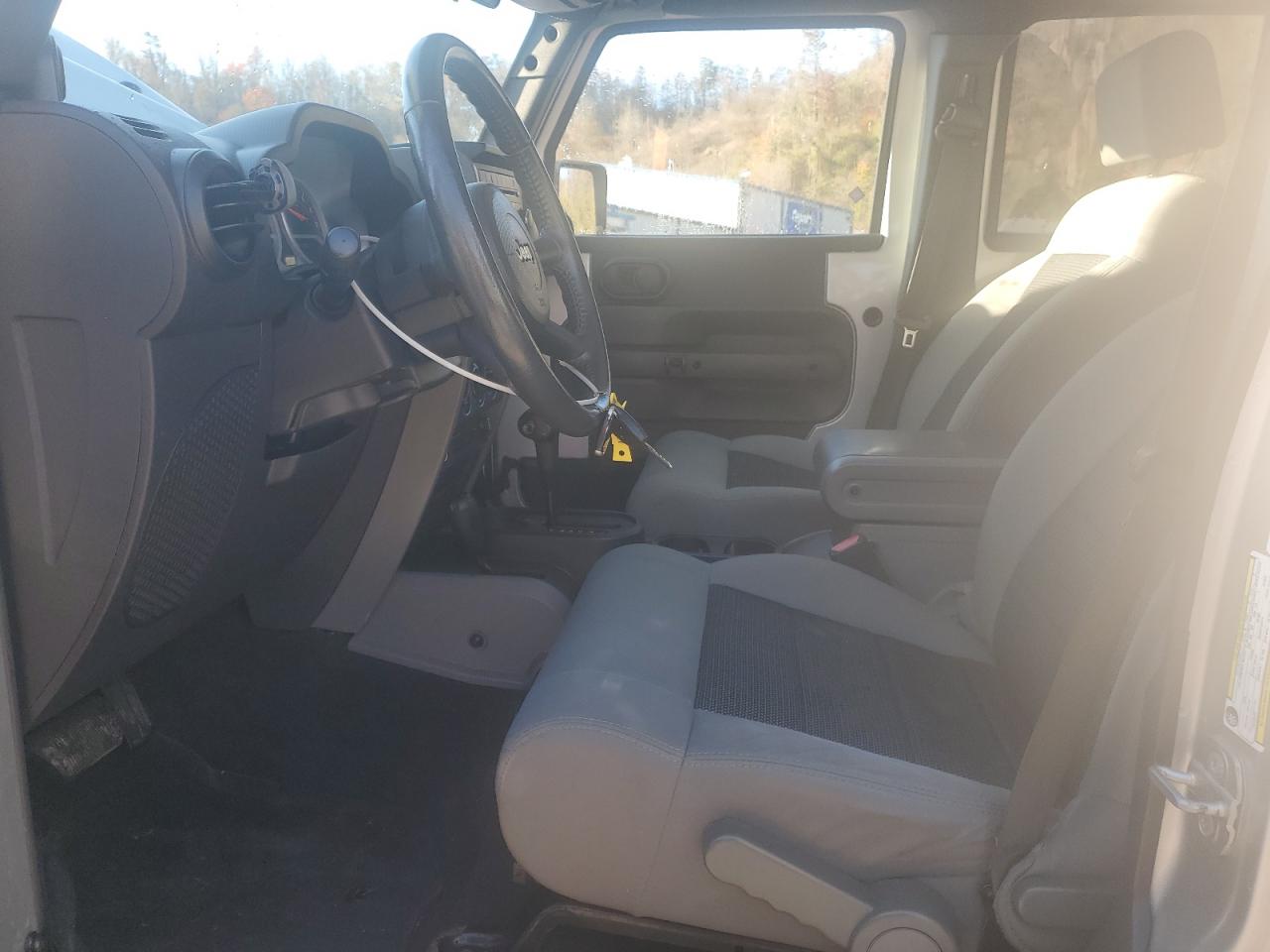 2010 Jeep Wrangler Unlimited Sport VIN: 1J4BA3H17AL106797 Lot: 93130745