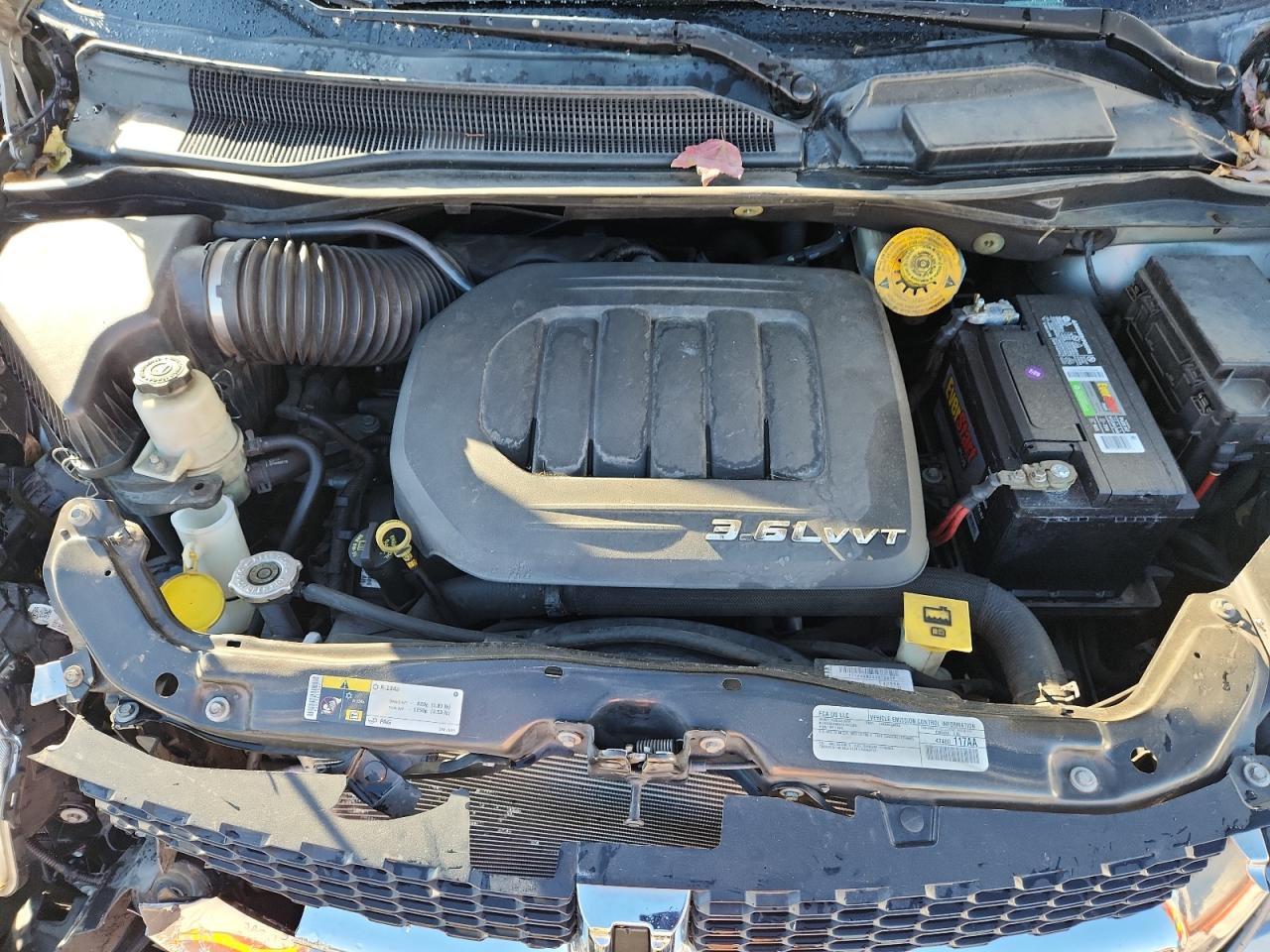 2015 Dodge Grand Caravan Sxt VIN: 2C4RDGCG5FR744740 Lot: 92726695