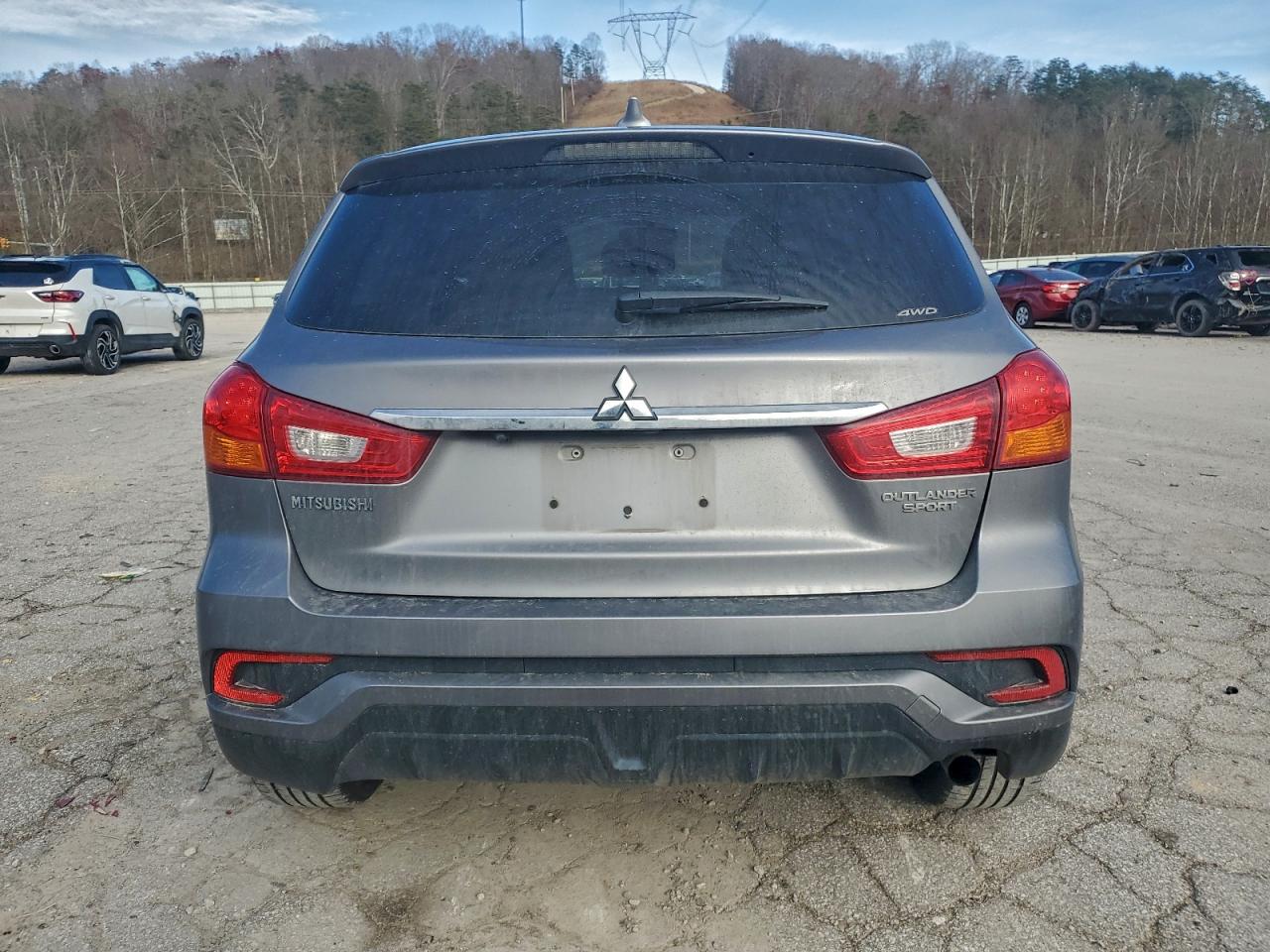 2018 Mitsubishi Outlander Sport Es VIN: JA4AR3AU6JU019556 Lot: 93737865