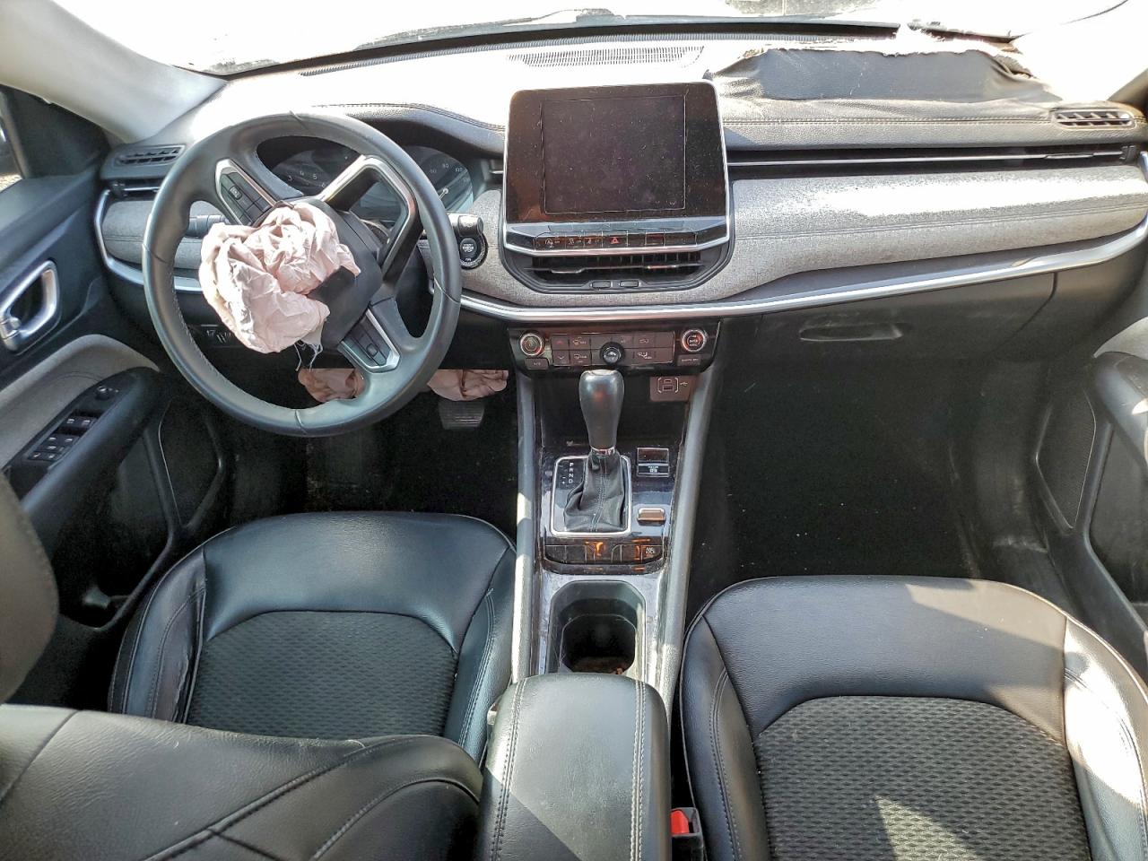 2022 Jeep Compass Latitude VIN: 3C4NJDBB6NT107539 Lot: 92399615