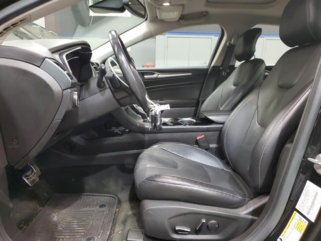 2014 Ford Fusion Titanium VIN: 3FA6P0K98ER117193 Lot: 93375975