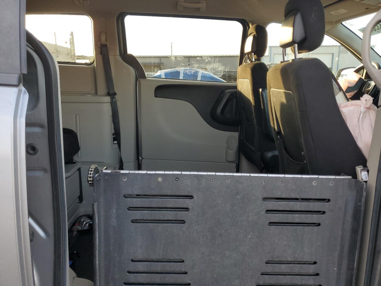 2016 Dodge Grand Caravan Sxt VIN: 2C4RDGCGXGR351527 Lot: 91435635