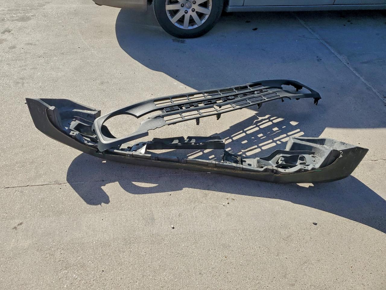 2021 Ford Bronco Base VIN: 1FMDE5DH1MLA97256 Lot: 91710245