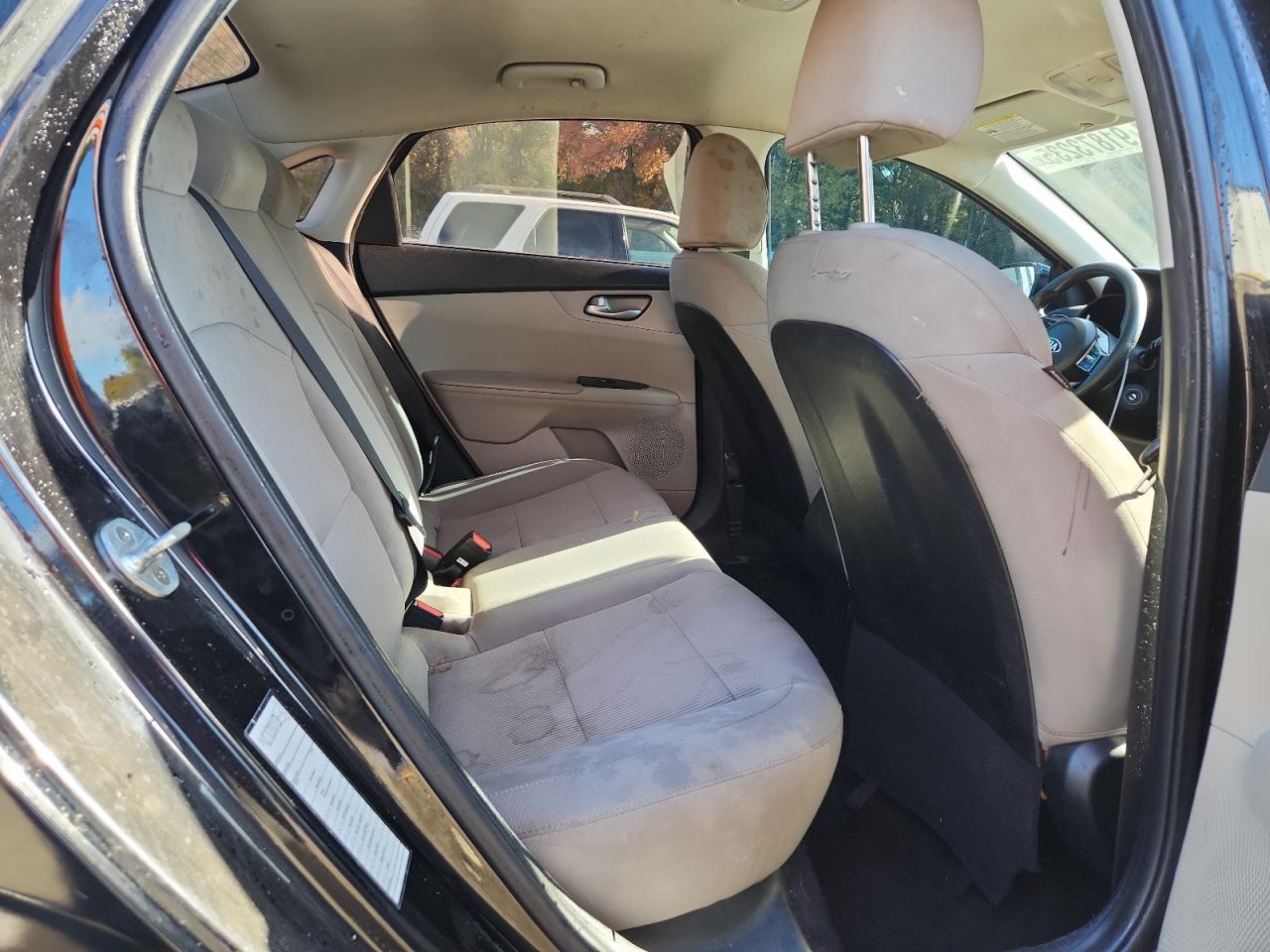 2019 Kia Forte Fe VIN: 3KPF24AD8KE050068 Lot: 91873235