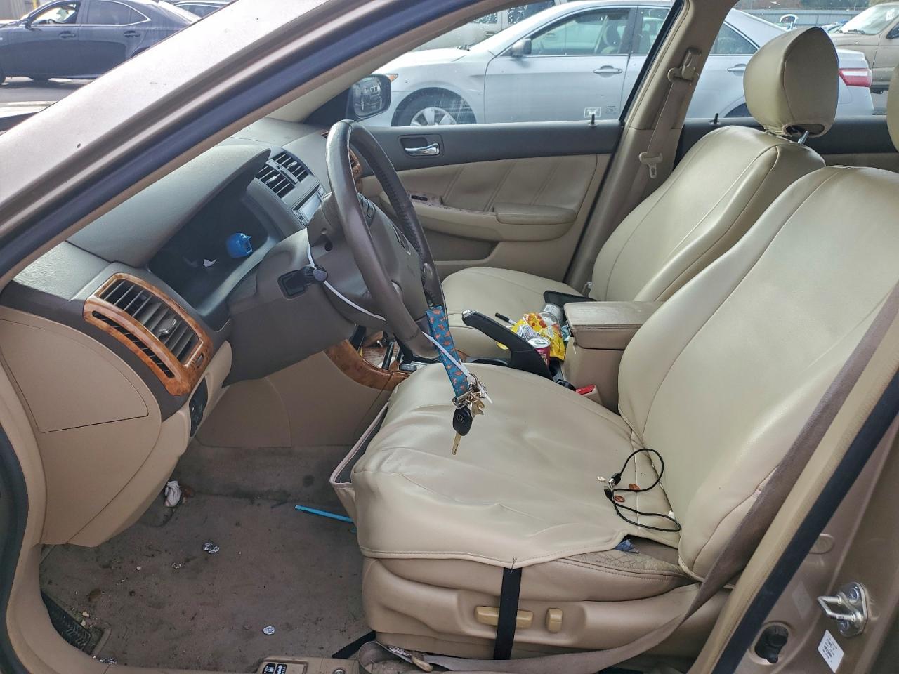 2004 Honda Accord Ex VIN: 1HGCM665X4A007692 Lot: 94702225