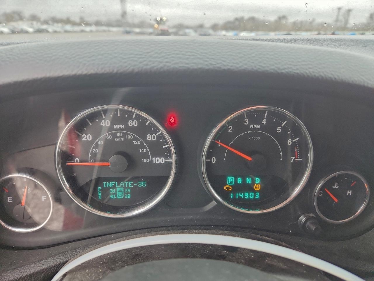 2014 Jeep Wrangler Unlimited Sport VIN: 1C4BJWDG1EL176979 Lot: 93840965