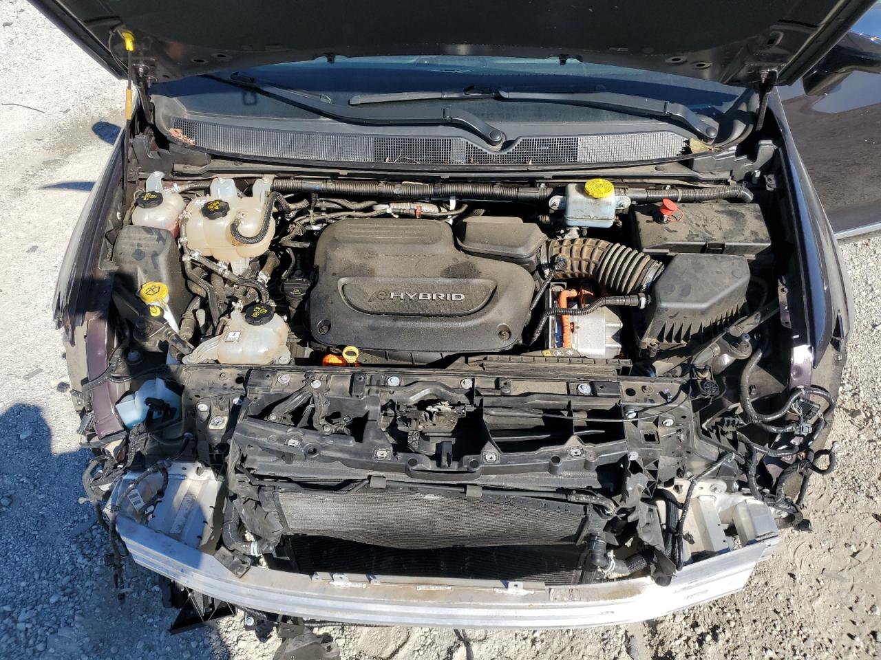 2018 Chrysler Pacifica Hybrid Limited VIN: 2C4RC1N76JR212824 Lot: 92496515