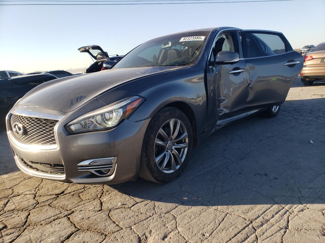 2015 Infiniti Q70 3.7