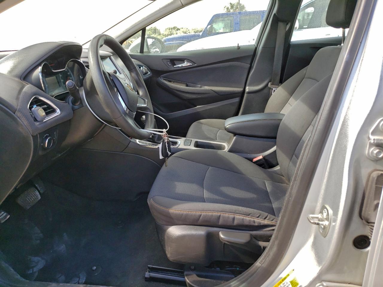 2018 Chevrolet Cruze Ls VIN: 1G1BC5SM9J7210420 Lot: 94223875