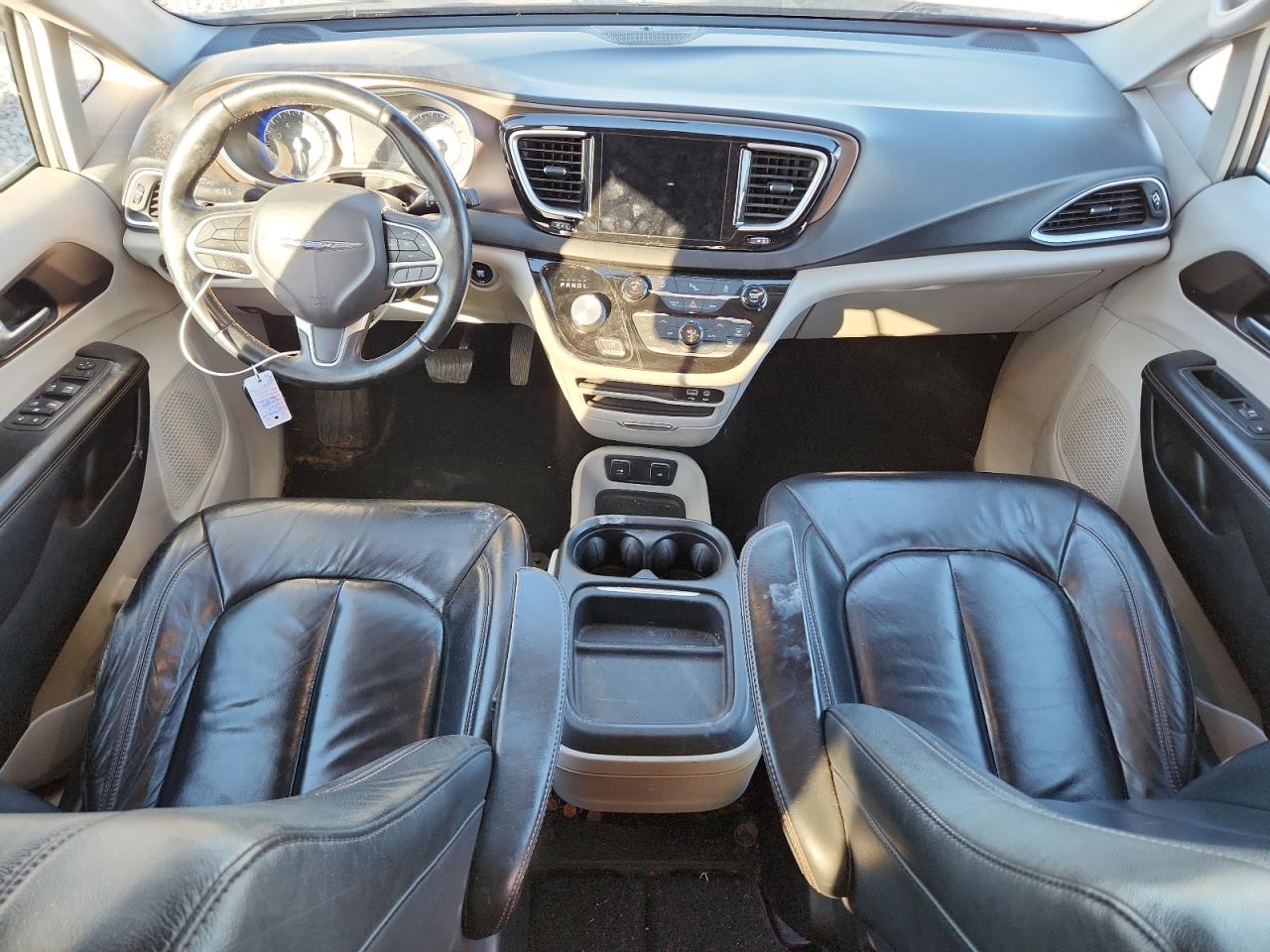 2017 Chrysler Pacifica Touring L VIN: 2C4RC1BG6HR771028 Lot: 91362235