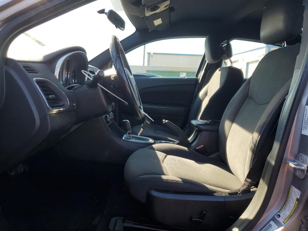 2013 Chrysler 200 Touring VIN: 1C3CCBBB2DN655949 Lot: 92327475