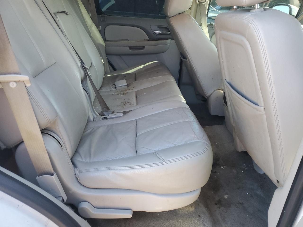 2013 Chevrolet Tahoe K1500 Lt VIN: 1GNSKBE06DR313585 Lot: 85948845